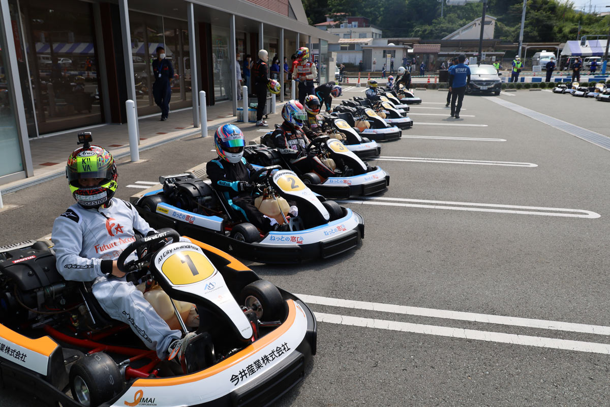 写真：A1市街地グランプリGOTSU２０２０出走前のドライバー